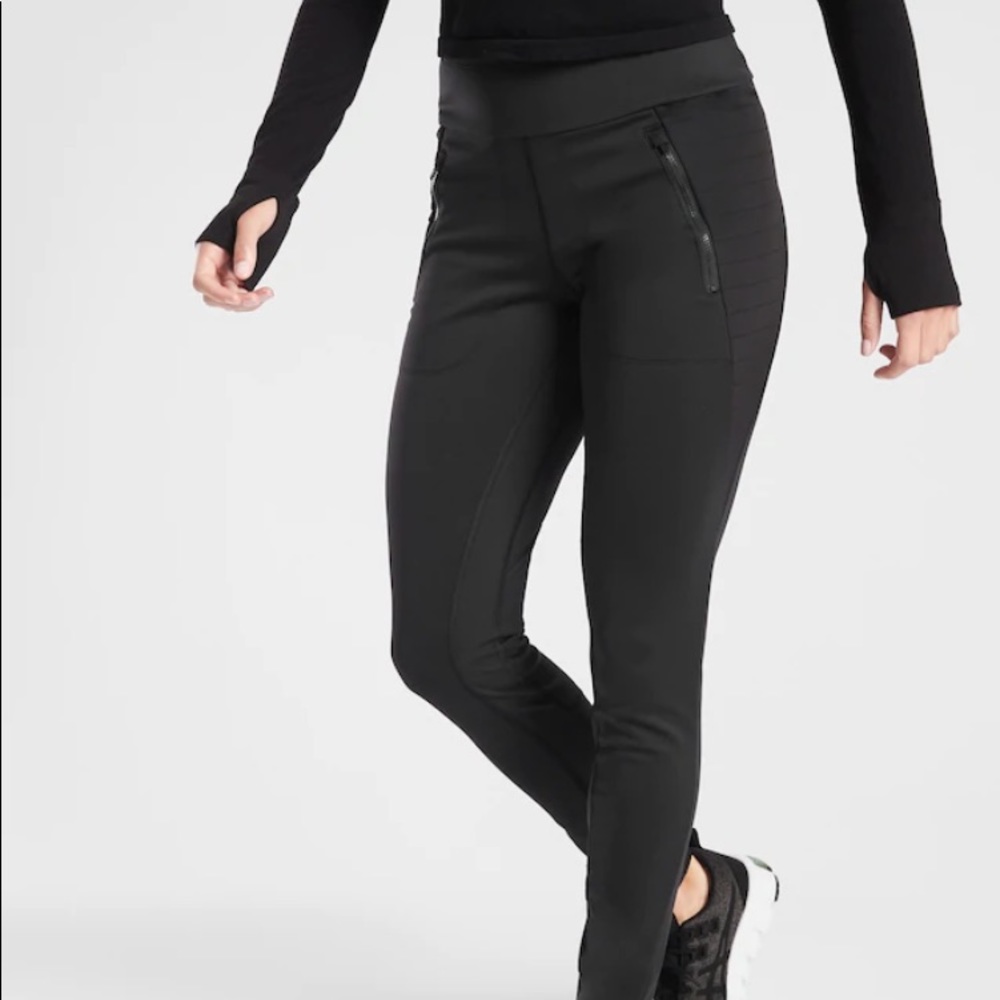 Athleta Peak Hybrid Fleece Tight black M